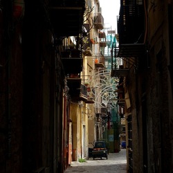 PALERMO. Fotografie di Giulio Azzarello &copy;2022.