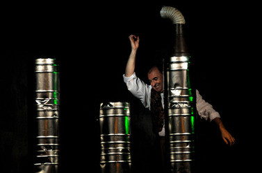 MARCO RENZI e il suo teatro. Fotografie di Giulio Azzarello ©2014.