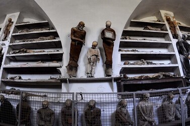 LE CATACOMBE dei cappuccini a Palermo in Sicilia. Fotografie di Giulio Azzarello &copy;2014.
