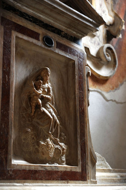 ISNELLO in Sicilia comune e paese del territorio delle madonie. Fotografie di Giulio Azzarello &copy;2014.