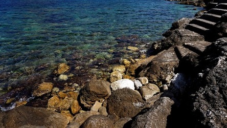 BAIA DEL CORALLO. Fotografie di Giulio Azzarello &copy;2022.