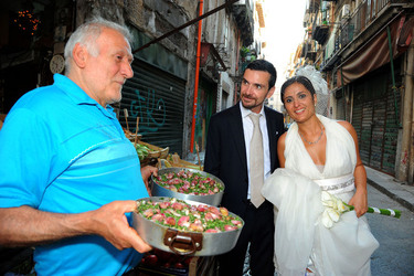 IL MATRIMONIO DI PAOLA E RAPHAEL fotografie di Giulio Azzarello &copy;2014.
