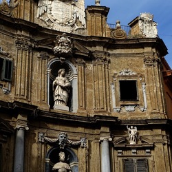 PALERMO. Fotografie di Giulio Azzarello ©2022. PALERMO. Fotografie di Giulio Azzarello ©2022.