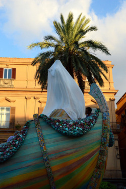 SANTA ROSALIA il festino della patrona di Palermo alcuni momenti. Fotografie di Giulio Azzarello ©2014. SANTA ROSALIA il festino della patrona di Palermo alcuni momenti. Fotografie di Giulio Azzarello ©2014.