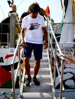FREEDOM FLOTTILA verso Gaza da Palermo. Fotografie di Giulio Azzarello ©2018. FREEDOM FLOTTILA verso Gaza da Palermo. Fotografie di Giulio Azzarello ©2018.