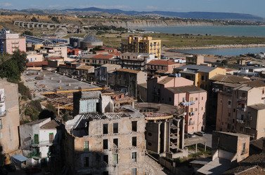 PORTO EMPEDOCLE in Sicilia. Fotografie di Giulio Azzarello &copy;2014.