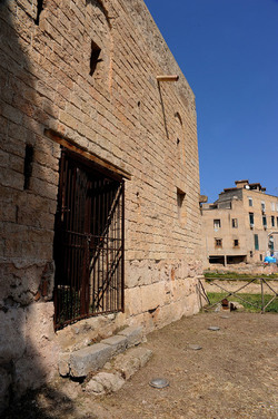 CASTELLO di Mare dolce a Palermo archeo sito arabo normanno panoramiche e particolari. Fotografie di Giulio Azzarello &copy;2014.