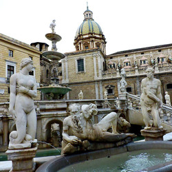PALERMO particolari del centro storico. Fotografie di Giulio Azzarello &copy;2016.