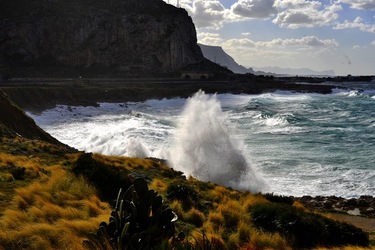 COSTA SICILIANA fotografie di Giulio Azzarello &copy;2020.