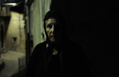 ANZIANI fotografie di Giulio Azzarello &copy;2014.