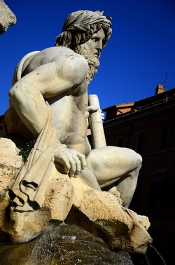 PIAZZA NAVONA Roma. Fotografie di Giulio Azzarello ©2020. PIAZZA NAVONA Roma. Fotografie di Giulio Azzarello ©2020.