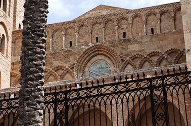 CEFALU e il suo Duomo in Sicilia. Fotografie di Giulio Azzarello &copy;2014.