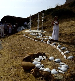 FIUMARA D ARTE fotografie di Giulio Azzarello ©2019. FIUMARA D ARTE fotografie di Giulio Azzarello ©2019.