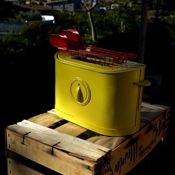 TOAST. Fotografie di Giulio Azzarello &copy;2025.