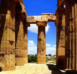SELINUNTE sito archeologico. Fotografie di Giulio Azzarello ©2018. SELINUNTE sito archeologico. Fotografie di Giulio Azzarello ©2018.