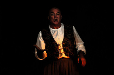 MARCO RENZI e il suo teatro. Fotografie di Giulio Azzarello ©2014.