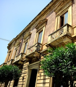 ORTIGIA CENTRO STORICO fotografie di Giulio Azzarello ©2019. ORTIGIA CENTRO STORICO fotografie di Giulio Azzarello ©2019.