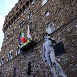 FIRENZE fotografie di Giulio Azzarello &copy;2022.