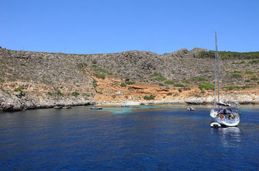 ISOLA DI LEVANZO in Sicilia. Fotografie di Giulio Azzarello &copy;2014.
