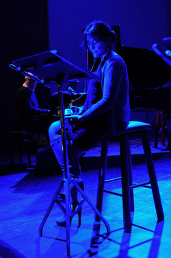 JAZZ spettacolo di Moschella Mulè. Fotografie di Giulio Azzarello ©2016. JAZZ spettacolo di Moschella Mulè. Fotografie di Giulio Azzarello ©2016.