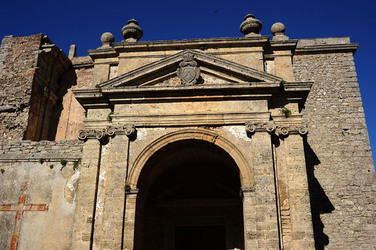 ERICE e il suo QUARTIERE SPAGNOLO.Fotografie di Giulio Azzarello &copy;2014.
