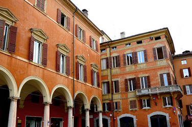 MODENA centro storico. Fotografie di Giulio Azzarello ©2016. MODENA centro storico. Fotografie di Giulio Azzarello ©2016.
