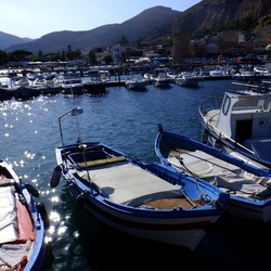 MONDELLO. Fotografie di Giulio Azzarello ©2022.