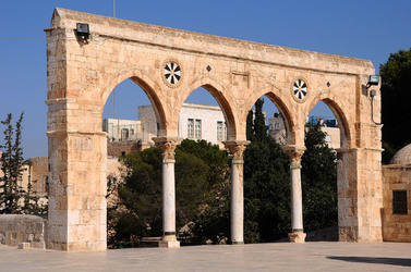 LA CITTA SANTA DI GERUSALEMME fotografie di Giulio Azzarello ©2104. LA CITTA SANTA DI GERUSALEMME fotografie di Giulio Azzarello ©2104.