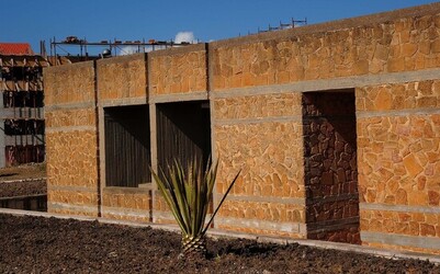 LA CHIESA MADRE a Gibellina nel Belice in Sicilia. Fotografie di Giulio Azzarello &copy;2014.