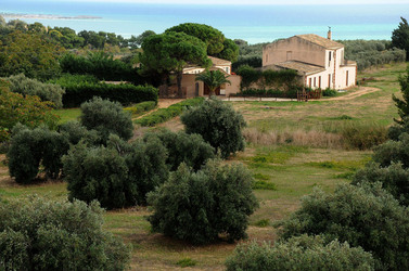 LUIGI PIRANDELLO il parco e la casa museo. Fotografie di Giulio Azzarello ©2014.