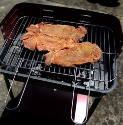 CARNE RUSTICA fotografie di Giulio Azzarello ©2019. CARNE RUSTICA fotografie di Giulio Azzarello ©2019.