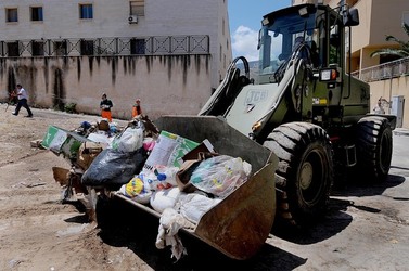 IL QUARTIERE ZEN di Palermo. Fotografie di Giulio Azzarello ©2014. IL QUARTIERE ZEN di Palermo. Fotografie di Giulio Azzarello ©2014.