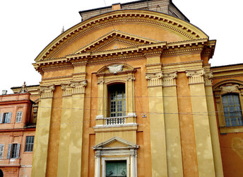 MODENA centro storico. Fotografie di Giulio Azzarello ©2016. MODENA centro storico. Fotografie di Giulio Azzarello ©2016.