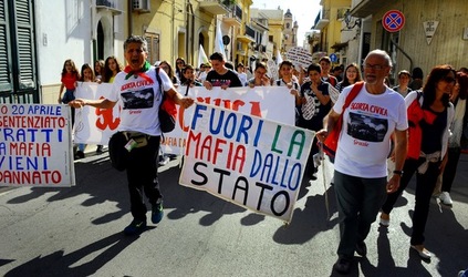 40SIMO DI PEPPINO IMPASTATO fotografie di Giulio Azzarello ©2018. 40SIMO DI PEPPINO IMPASTATO fotografie di Giulio Azzarello ©2018.