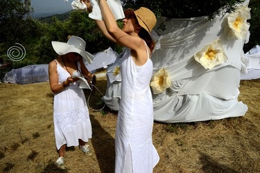 FIUMARA D ARTE fotografie di Giulio Azzarello ©2019. FIUMARA D ARTE fotografie di Giulio Azzarello ©2019.