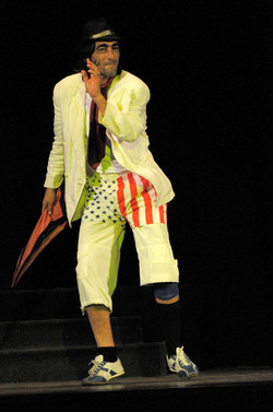 LUIGI MARIA BURRUANO attore italiano di origini siciliane. Fotografie di Giulio Azzarello ©2014. LUIGI MARIA BURRUANO attore italiano di origini siciliane. Fotografie di Giulio Azzarello ©2014.