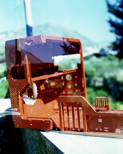 STILL LIFE ASSURDI fotografie di Giulio Azzarello ©2022. STILL LIFE ASSURDI fotografie di Giulio Azzarello ©2022.