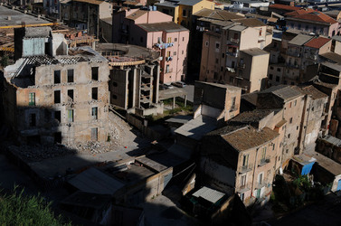 PORTO EMPEDOCLE in Sicilia. Fotografie di Giulio Azzarello &copy;2014.