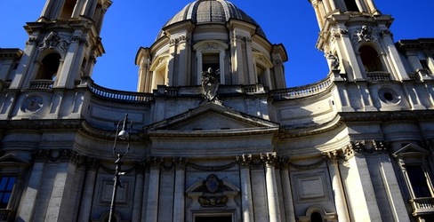 PIAZZA NAVONA Roma. Fotografie di Giulio Azzarello ©2020. PIAZZA NAVONA Roma. Fotografie di Giulio Azzarello ©2020.