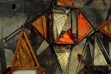 STRUTTURA TRIANGOLARE. Fotografie di Giulio Azzarello &copy;2018.