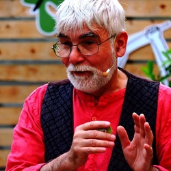 LA MACCHINA DEI SOGNI di Mimmo Cuticchio. Fotografie di Giulio Azzarello ©2020. LA MACCHINA DEI SOGNI di Mimmo Cuticchio. Fotografie di Giulio Azzarello ©2020.