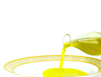 OLIO DI OLIVA di Sicilia. Fotografie di Giulio Azzarello &copy;2016.