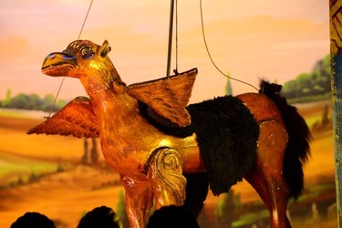 OPERA dei PUPI di Mimmo e Giacomo Cuticchio. Fotografia di Giulio Azzarello ©2020. OPERA dei PUPI di Mimmo e Giacomo Cuticchio. Fotografia di Giulio Azzarello ©2020.