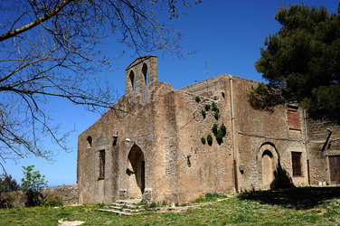 ERICE e il suo QUARTIERE SPAGNOLO.Fotografie di Giulio Azzarello &copy;2014.