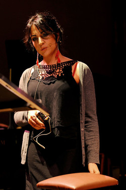 JAZZ spettacolo di Moschella Mulè. Fotografie di Giulio Azzarello ©2016. JAZZ spettacolo di Moschella Mulè. Fotografie di Giulio Azzarello ©2016.