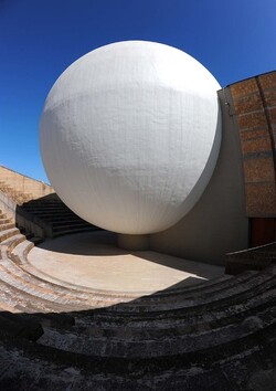 LA CHIESA MADRE a Gibellina nel Belice in Sicilia. Fotografie di Giulio Azzarello &copy;2014.