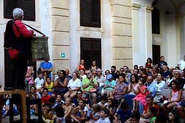 LA MACCHINA DEI SOGNI di Mimmo Cuticchio. Fotografie di Giulio Azzarello ©2020. LA MACCHINA DEI SOGNI di Mimmo Cuticchio. Fotografie di Giulio Azzarello ©2020.