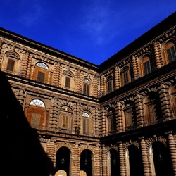 FIRENZE fotografie di Giulio Azzarello &copy;2022.