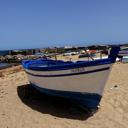 BARCHE. Fotografie di Giulio Azzarello &copy;2022.