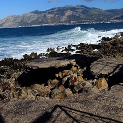 COSTA SICILIANA. Fotografie di Giulio Azzarello &copy;2022.